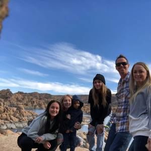 Meet your Posher, Elisha